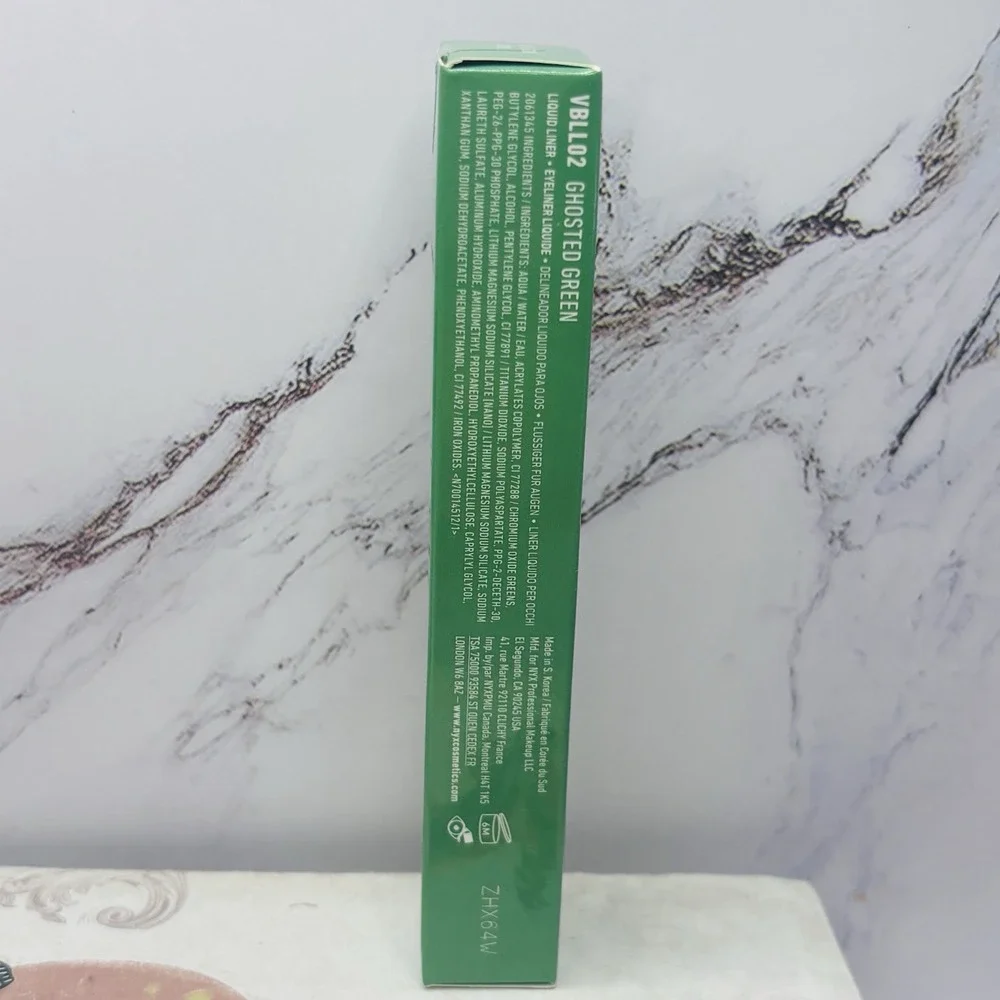 NYX Vivid Brights Matte Liquid Eyeliner Ghosted Green‎ (0.06fl.oz/2.0ml)